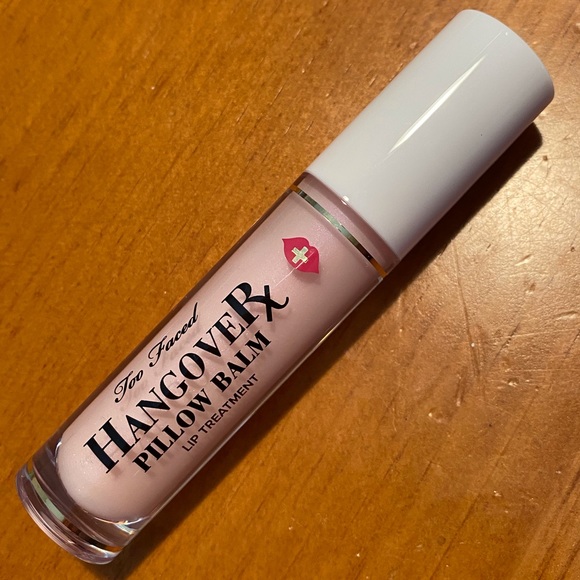 Too Faced Hangover Pillow Balm Lip Treatment - Picture 5 of 16